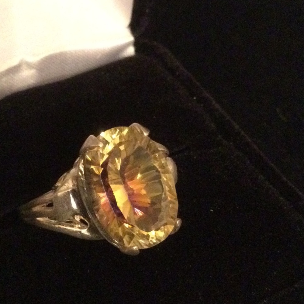 Genuine Concave Cut Citrine Ring - Picture 5 of 13